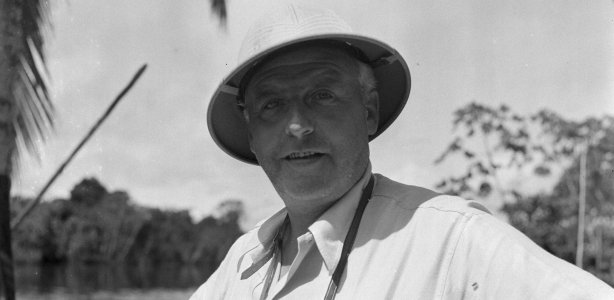 Willem van de Poll in Suriname, 1947. Foto via Nationaal Archief. Willem van de Poll in Suriname, 1947